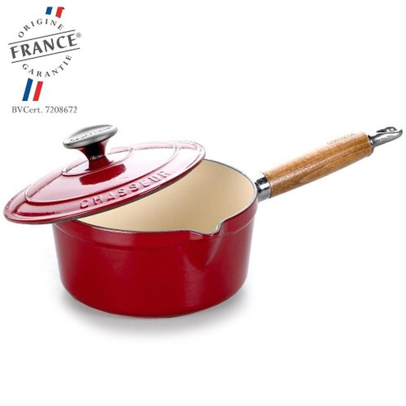 chasseur-milk-pan-16cm-with-lid-red-cream - Chasseur Sauce Pan with Lid Matte Black 16cm