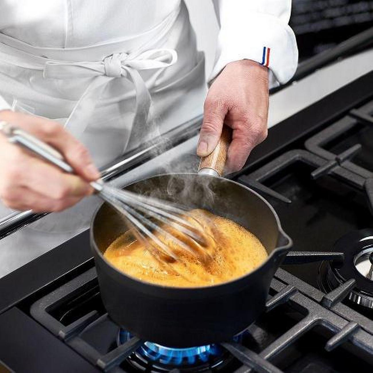 chasseur-saucepan-milkpan-with-lid-black-20cm - Chasseur Saucepan -  Milkpan with Lid Black 20cm