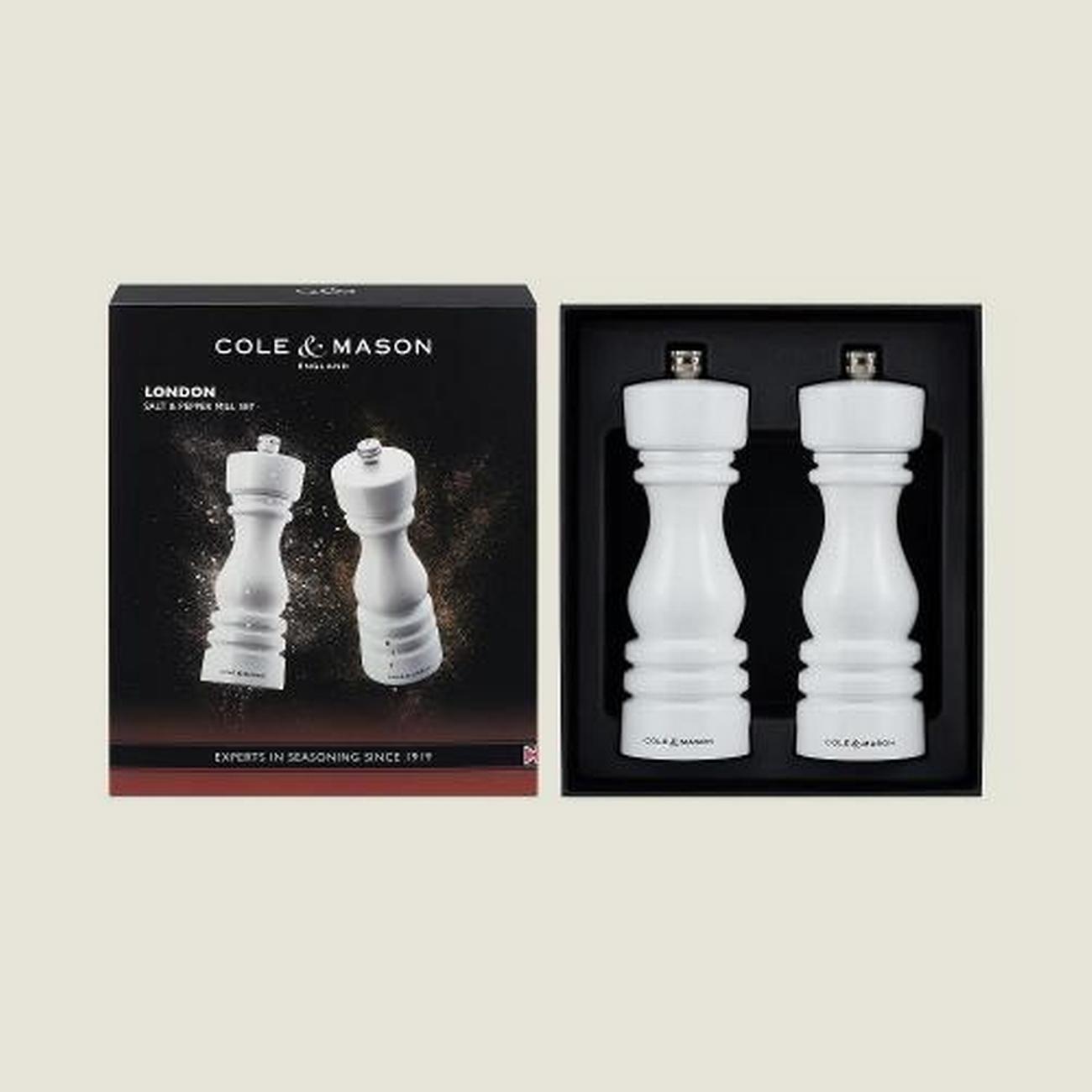cole-mason-london-white-gloss-salt-pepper-mills-set - Cole & Mason London White Gloss Salt & Pepper Mills Set