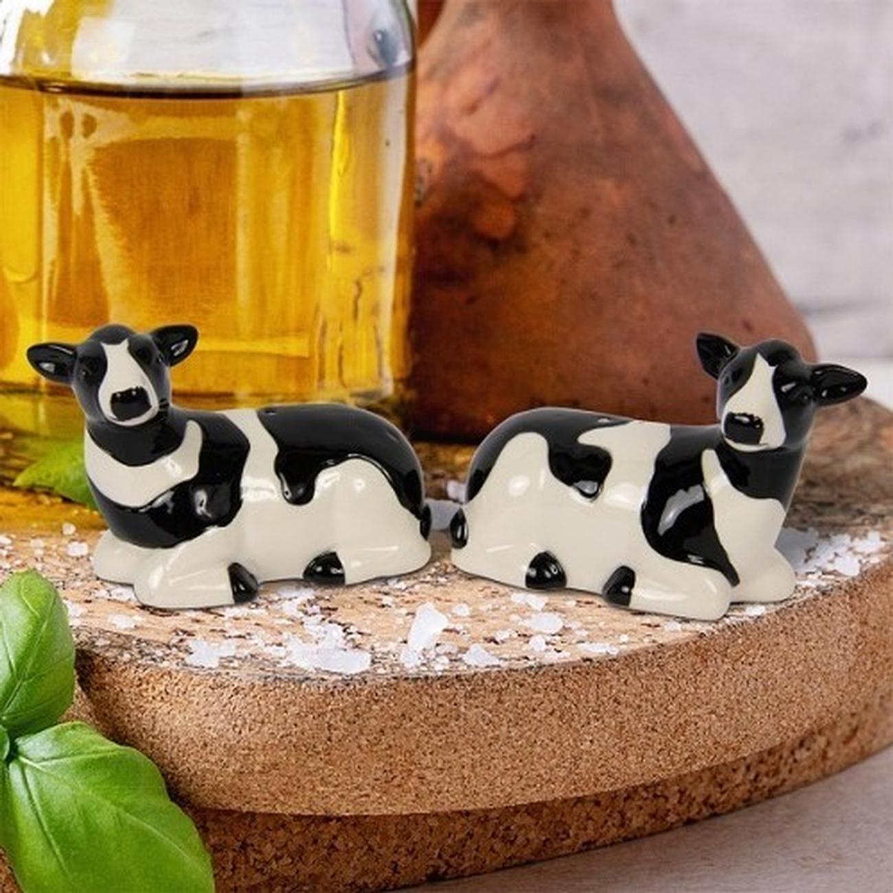 cow-salt-and-pepper-set - Dunlevy Cow Salt and Pepper Set 