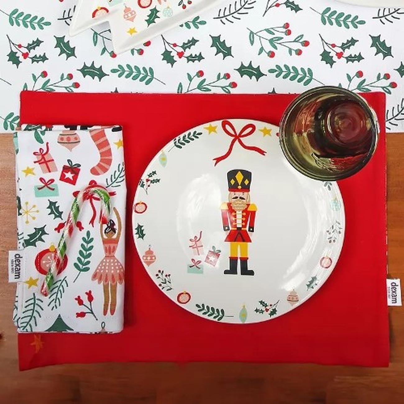 dexam-nutcracker-side-plate-soldier - Dexam Nutcracker Soldier Round Side Plate