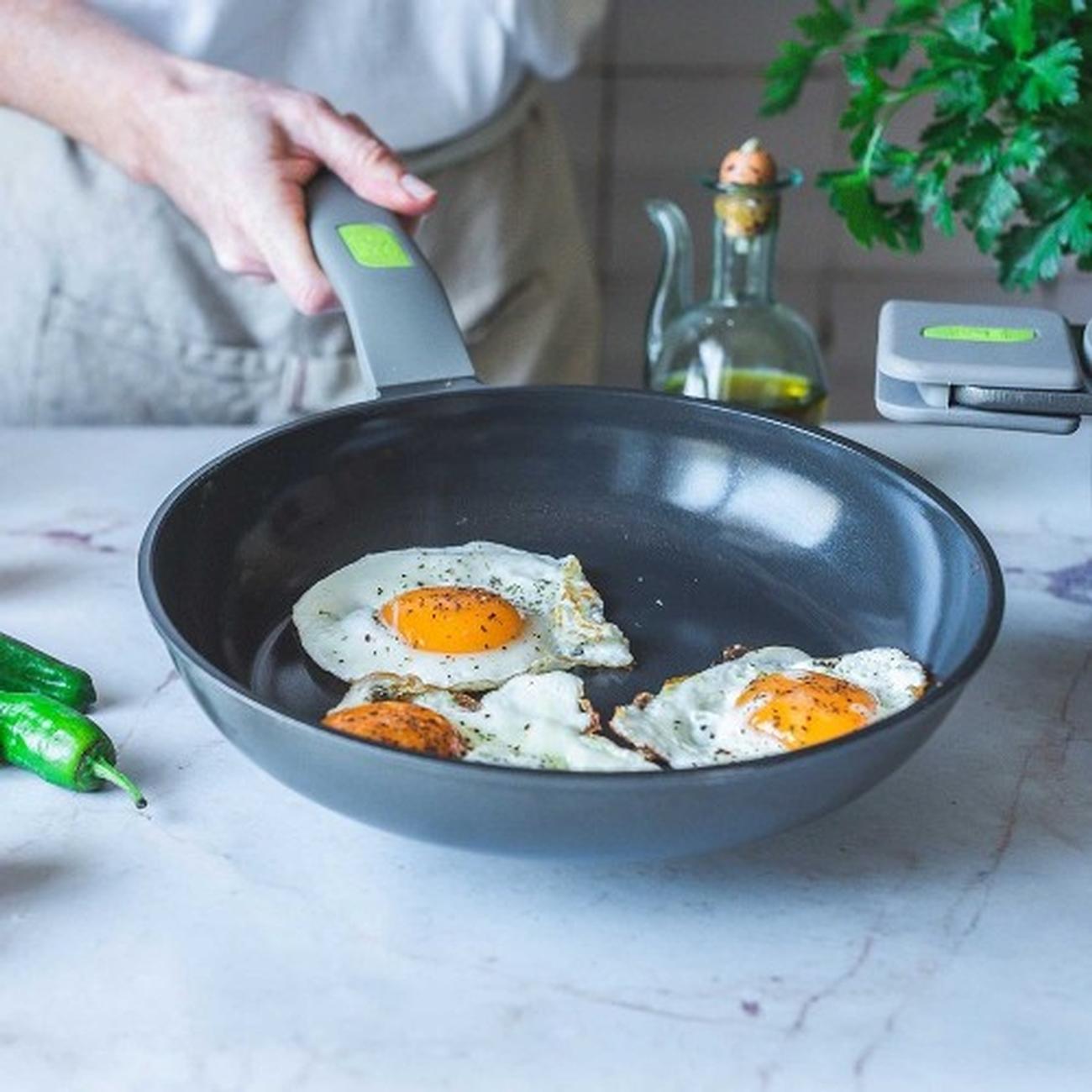 isogona-life-frying-pan-18cm - Isogona Life Frying Pan 18cm