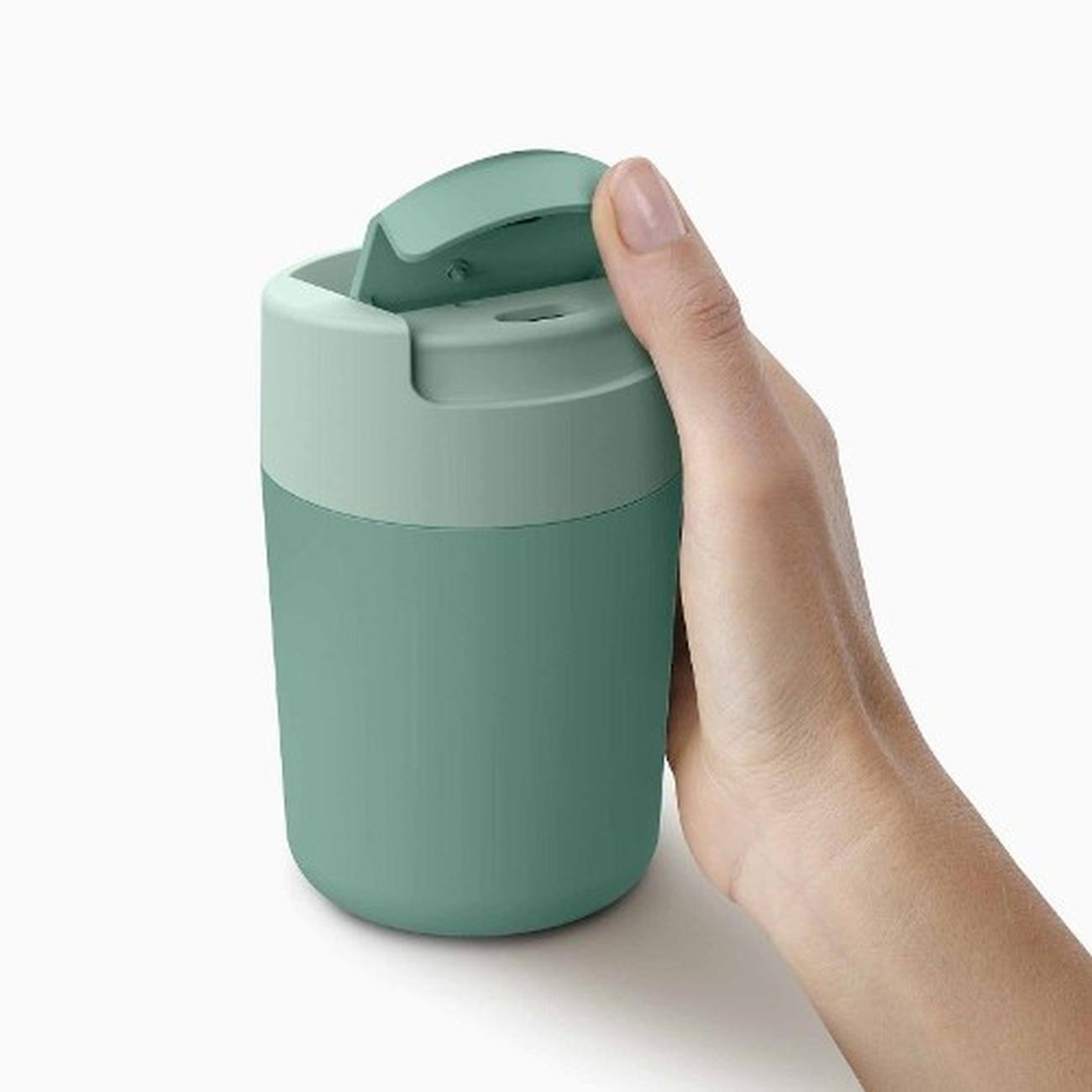 jj-sipp-travel-mug-340ml-green - Joseph Joseph Sipp Green Travel Mug with Hygienic Lid 340ml