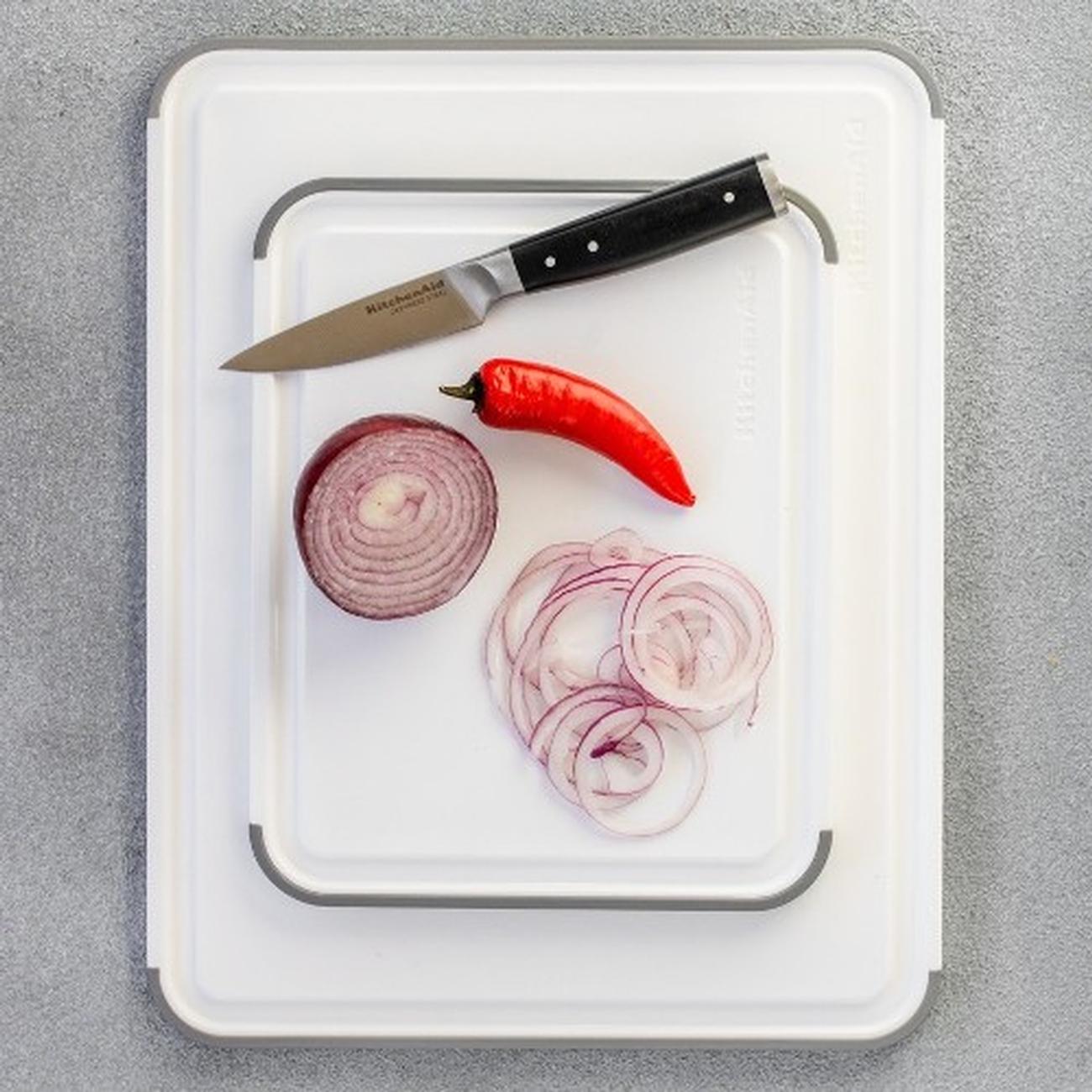 ka-kk-non-slip-board-20x25cm - KitchenAid Classic Non-slip Chopping Board 20 x 25cm