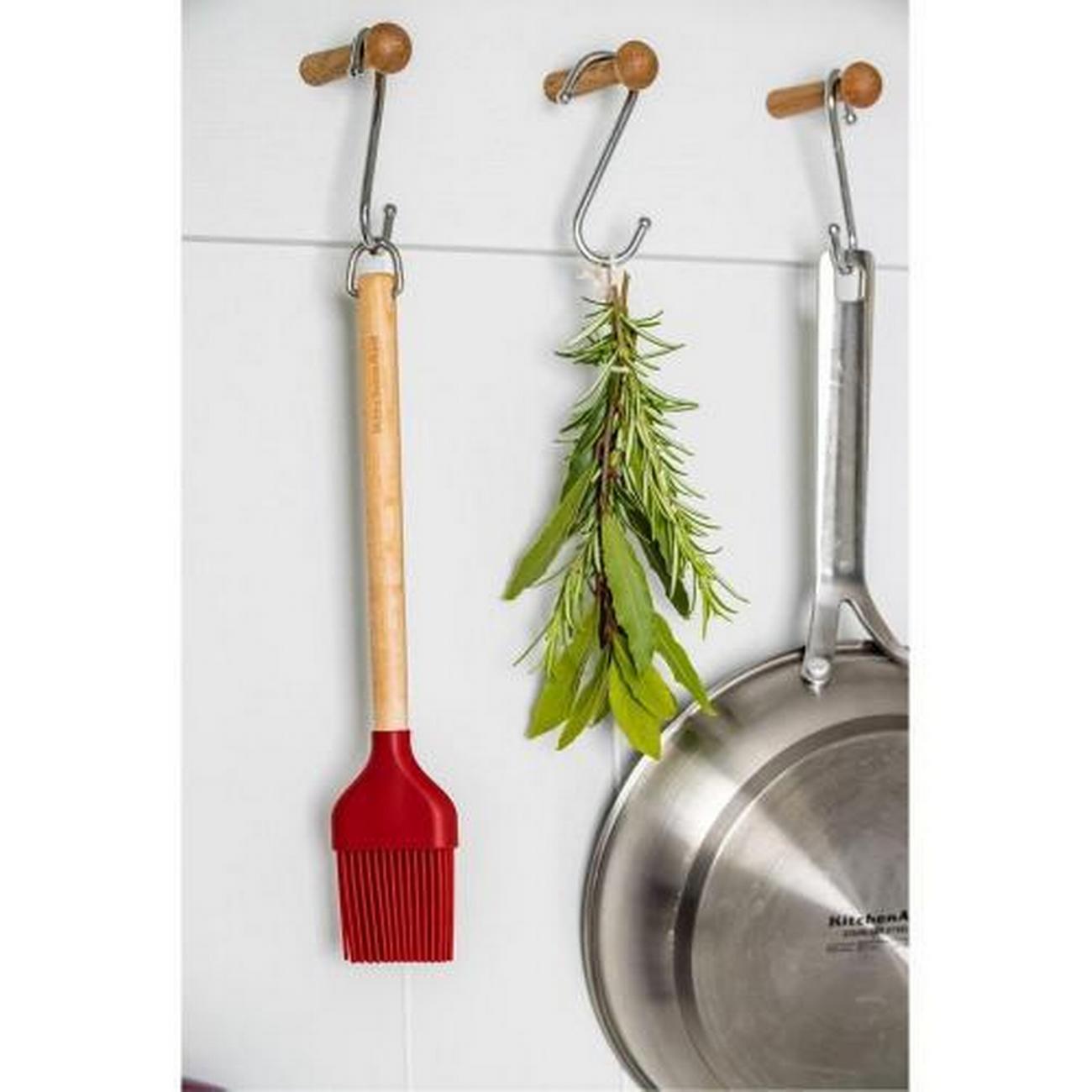 kitchenaid-basting-brush-birchwood-empire-red - KitchenAid Birchwood Basting Brush Empire Red