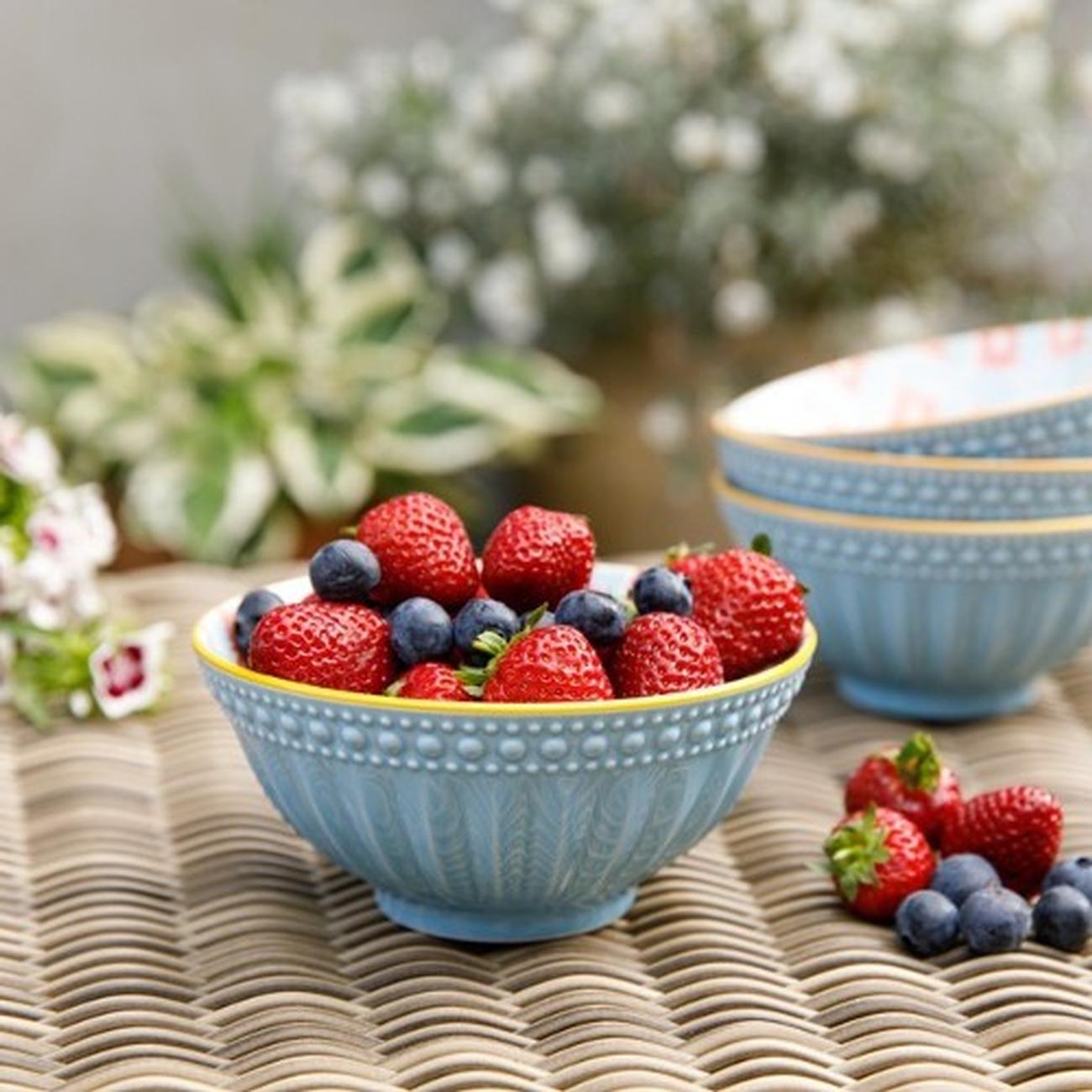 kitchencraft-pale-blue-detailed-ceramic-bowl - KitchenCraft Pale Blue Detailed Ceramic Bowl