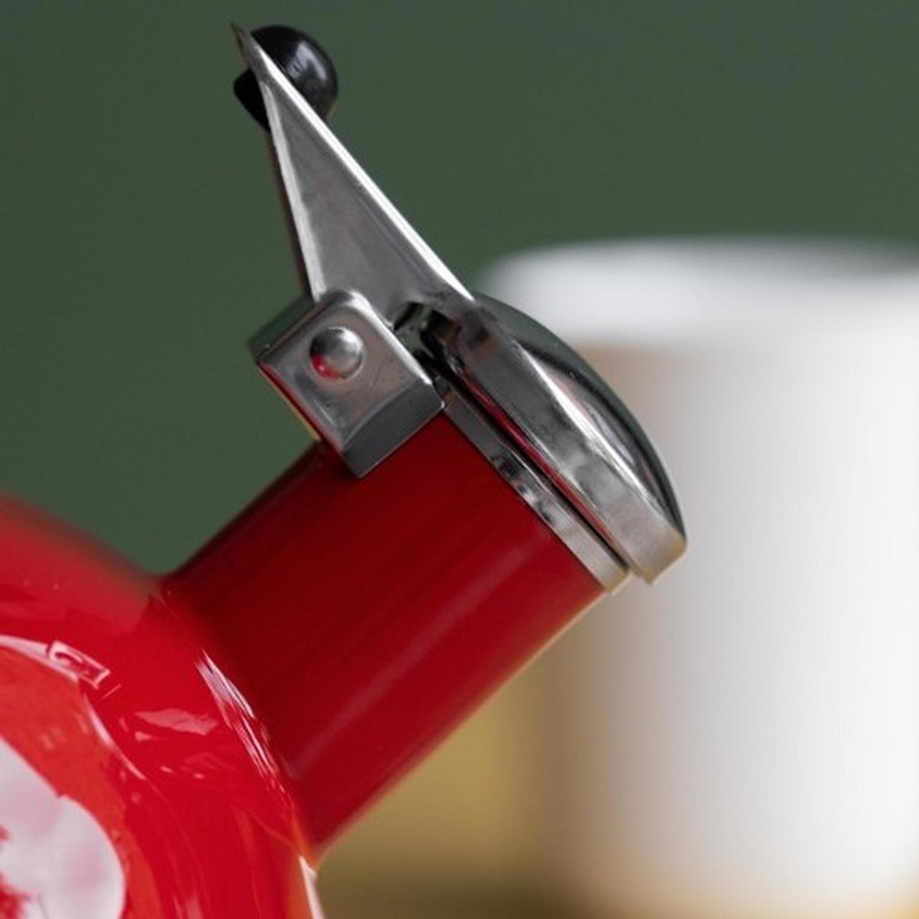 la-cafetiere-steel-kettle-2l-red - La Cafetiere Steel Whistling Kettle 2L Red
