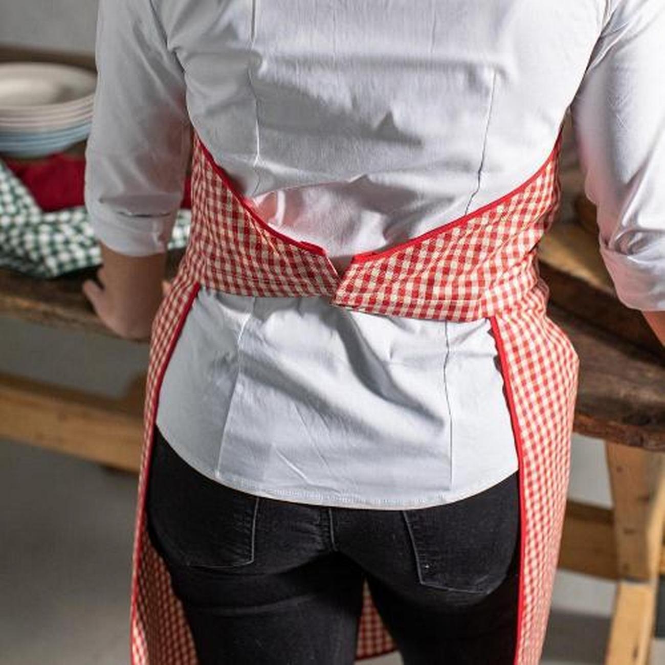 la-gradisca-apron-red-gingham - La Gradisca Apron Red Gingham