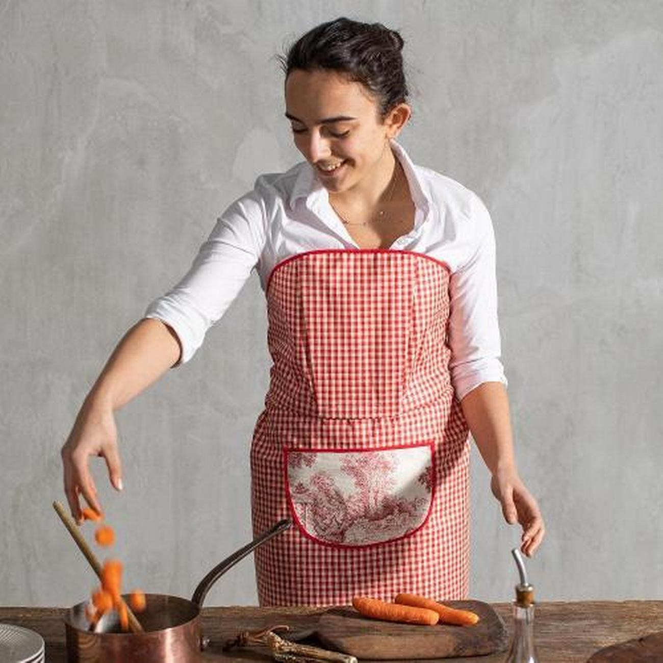 la-gradisca-apron-red-gingham - La Gradisca Apron Red Gingham
