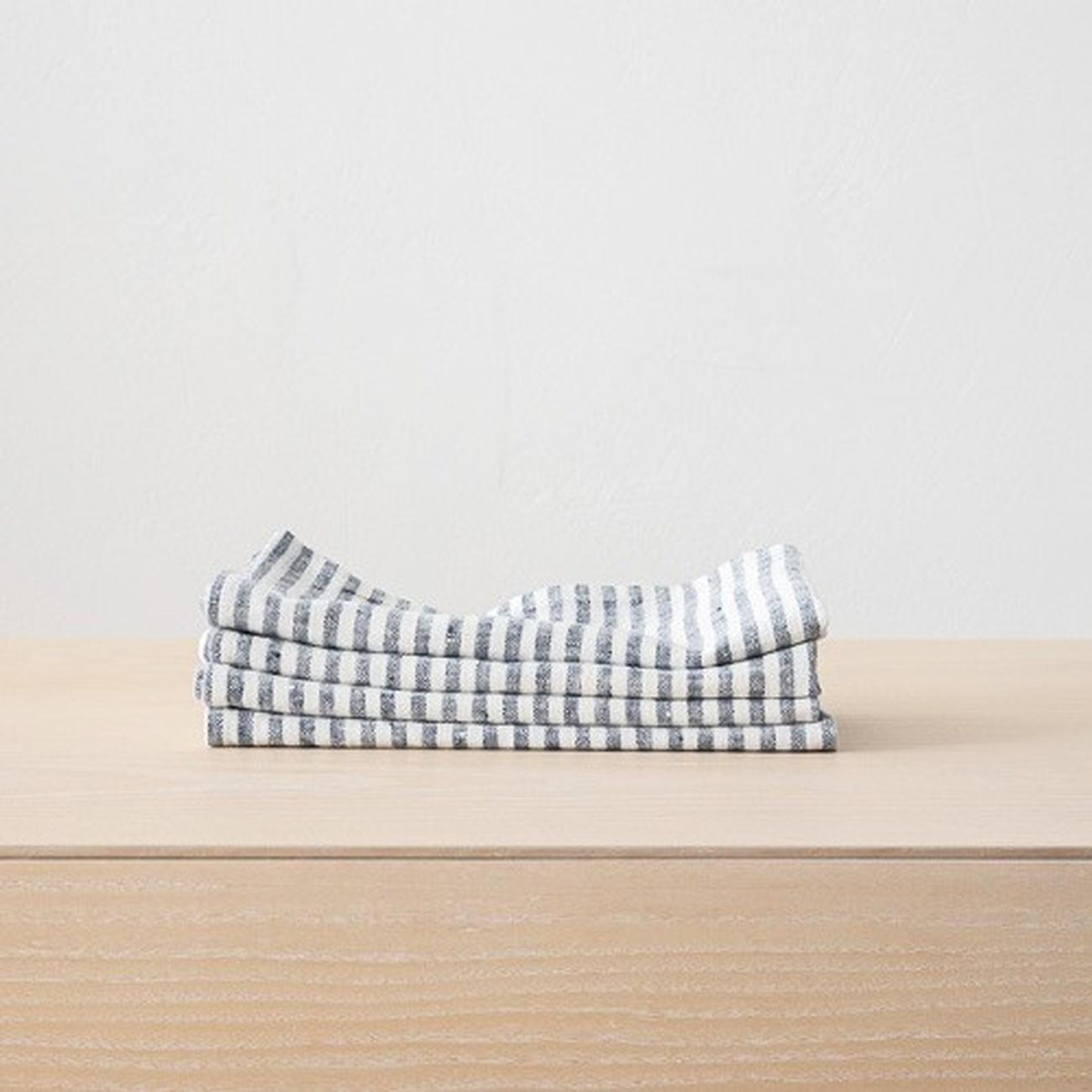 linen-britanny-indigo-43x43cm-napkin - Linen Britanny Indigo Napkin 