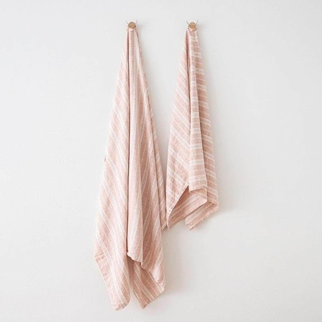Linenme-multistripe-rosa-43x43-napkin - Multistripe Linen Rosa Napkin