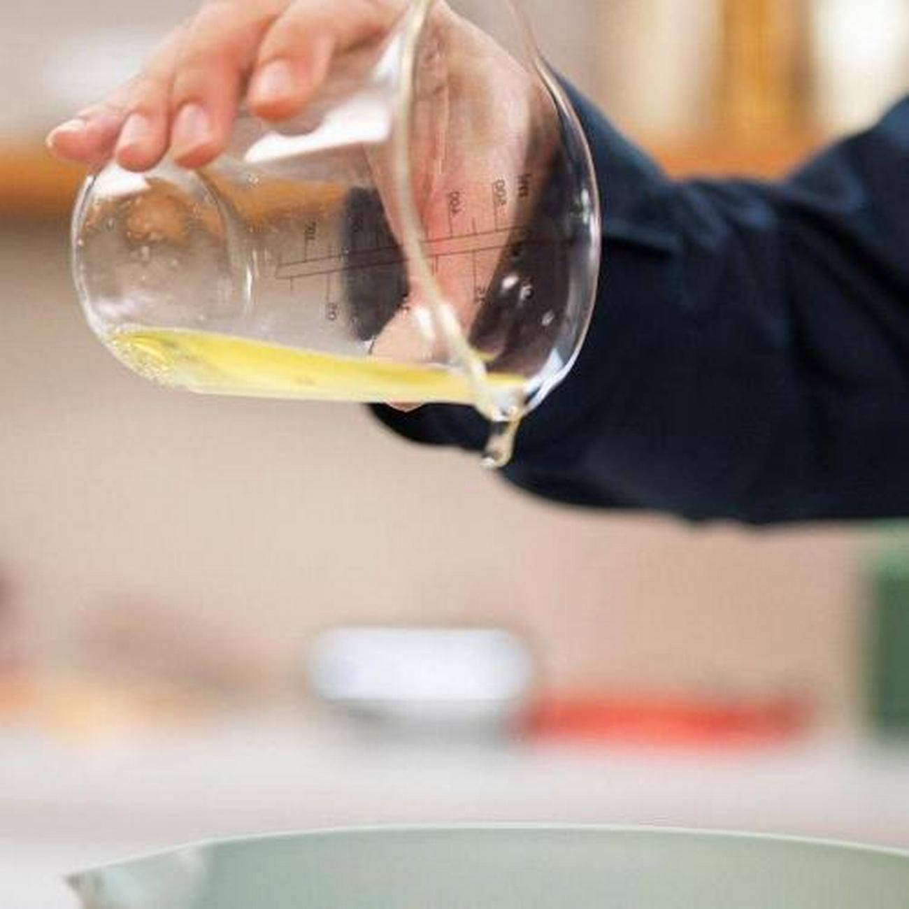 mepal-chef-it-glass-measuring-jug-navy-lid-500ml - Mepal Chef It Glass Measuring Jug Navy Lid 500ml