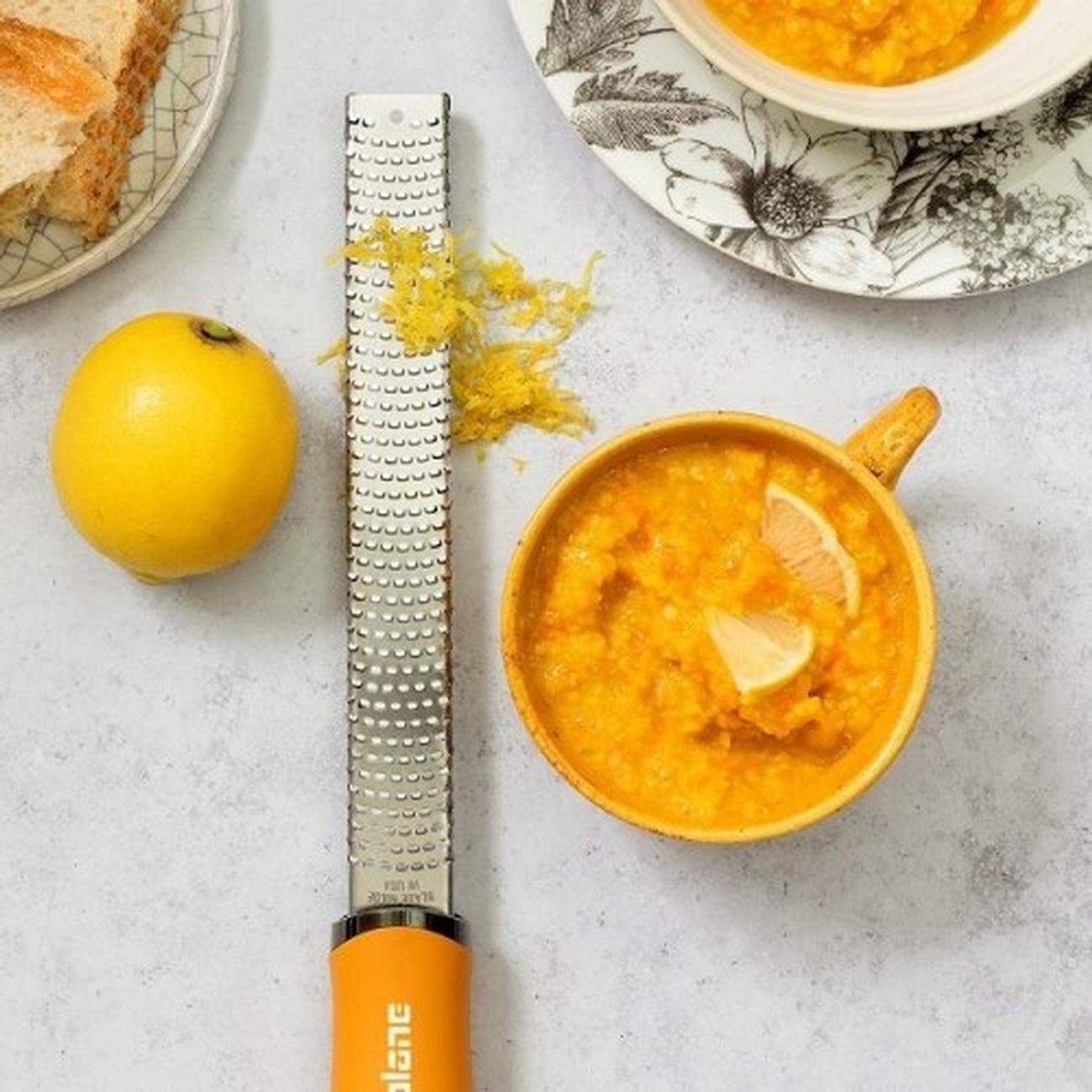 microplane-premium-classic-zester-grater-mustard - Microplane Premium Classic Zester Grater Mustard