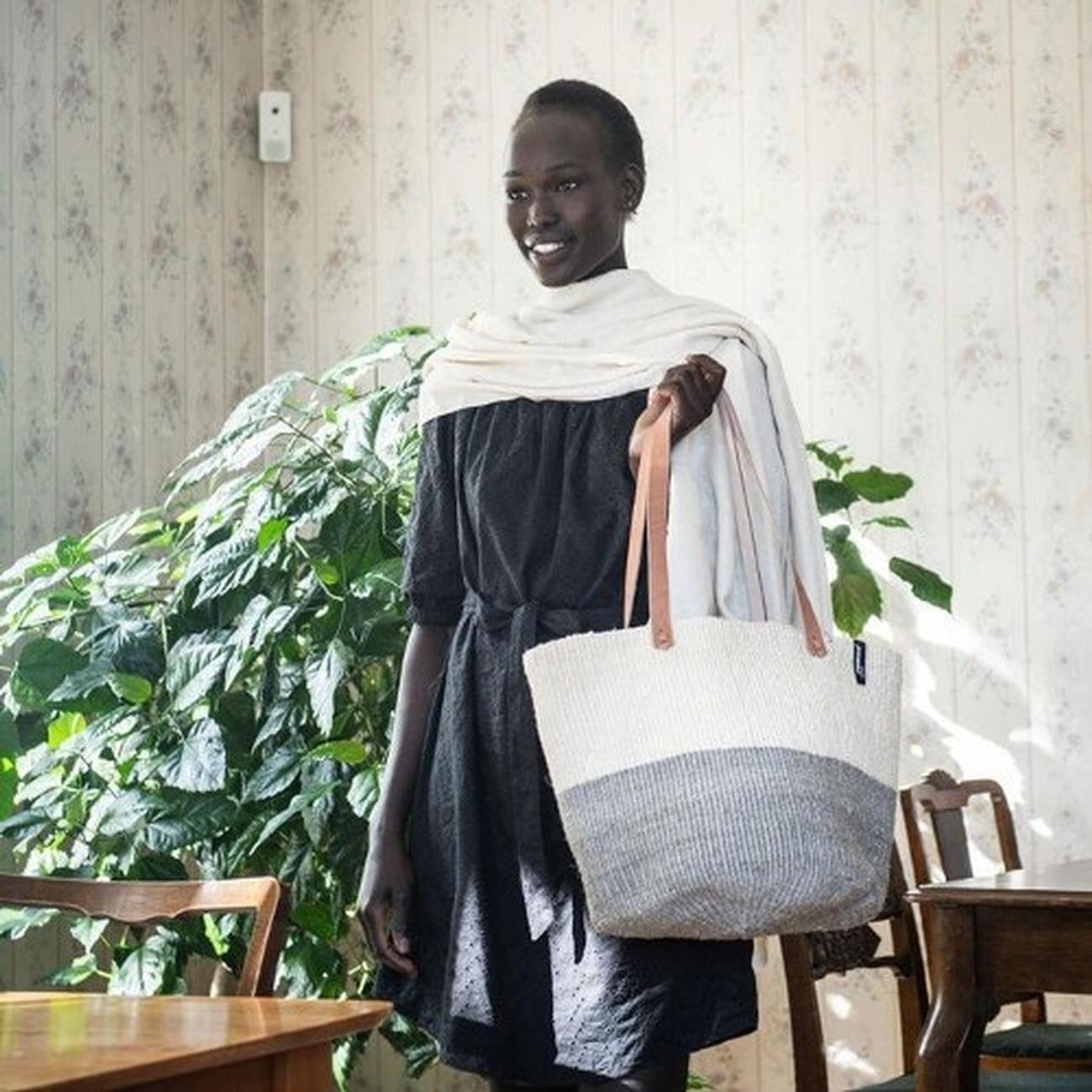 mifuko-natural-light-grey-medium-kiondo-shopper-basket - Mifuko Kiondo Shopper Basket Natural and Light Grey Medium