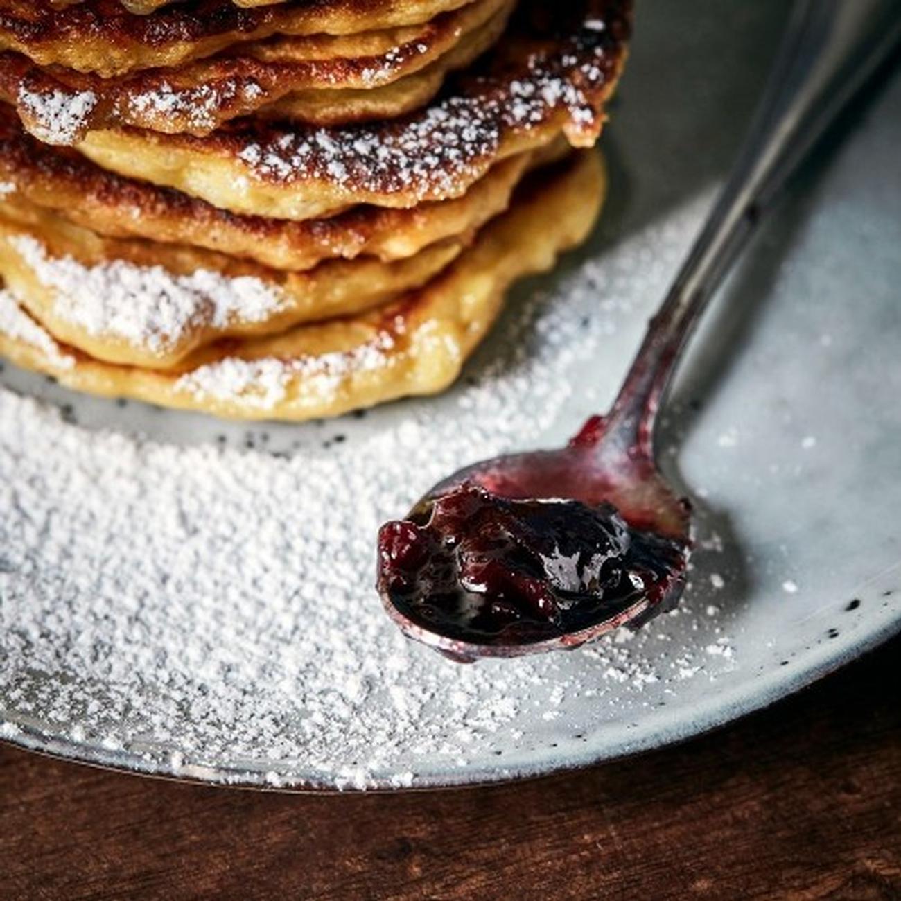 nic-jam-black-cherry-mulled-wine - Nicolas Vahe Jam Black Cherry & Mulled Wine 235g