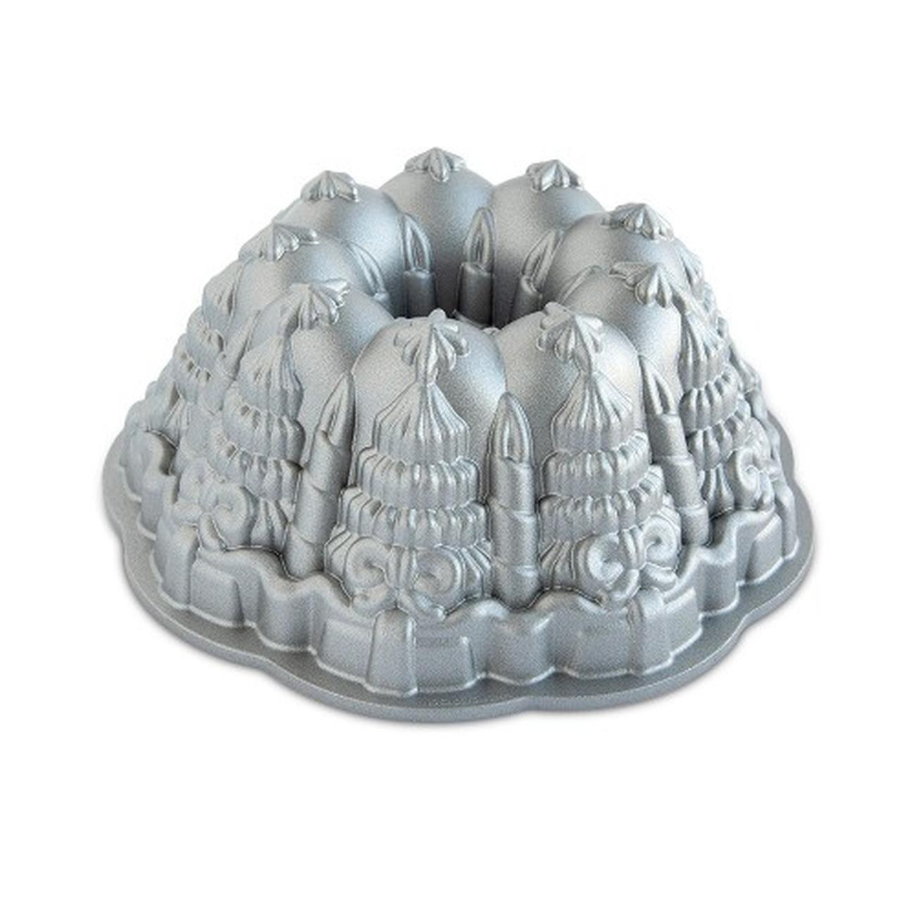 nordic-ware-verry-merry-bundt-pan-so - Nordic Ware Very Merry Bundt- Pan