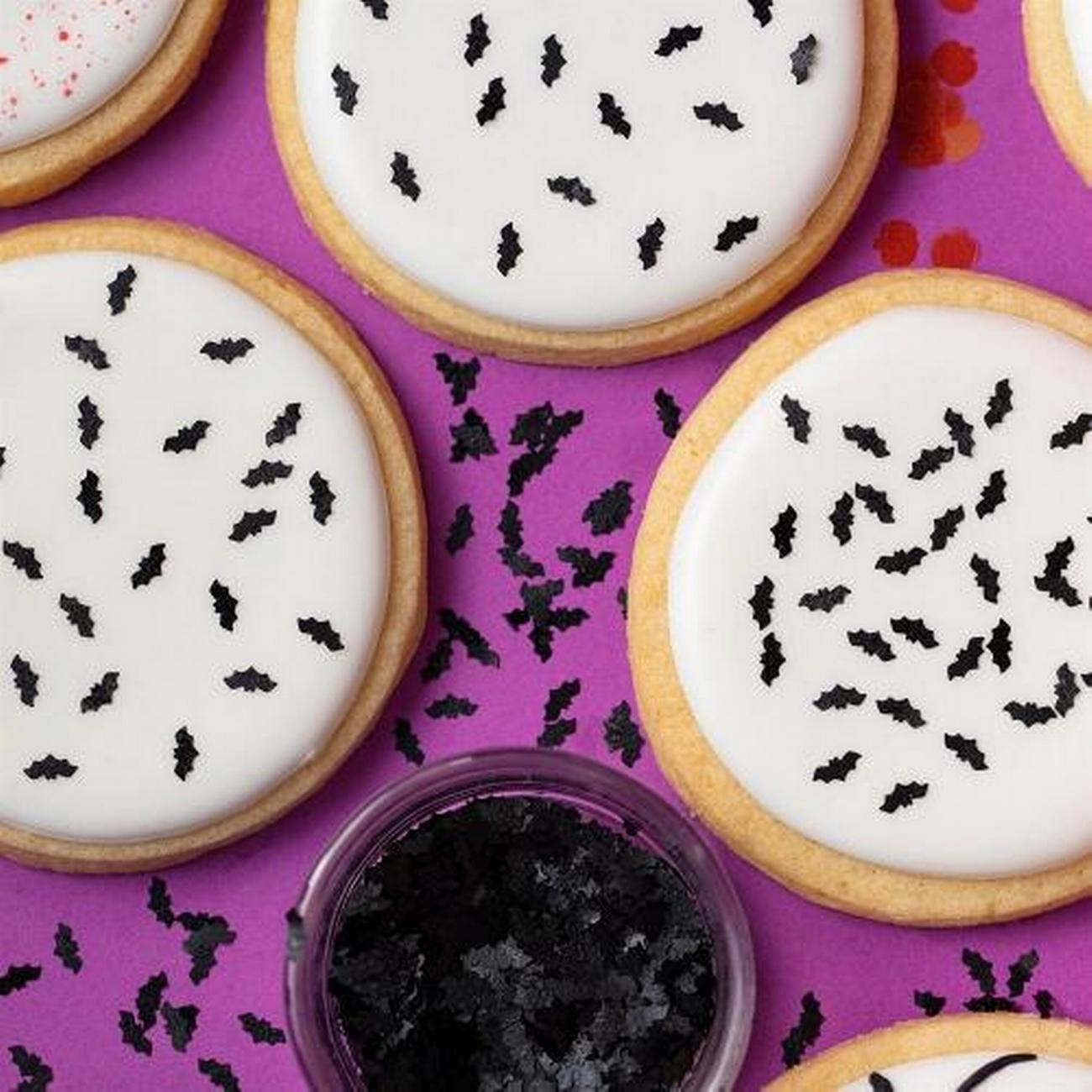 pme-halloween-edible-sprinkle-shapes-bats-1g - PME Halloween Edible Sprinkle Shapes Bats 1g