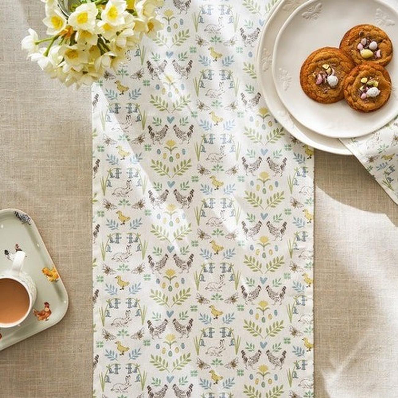 sap-spring-chicken-table-runner - Sophie Allport Spring Chicken Table Runner