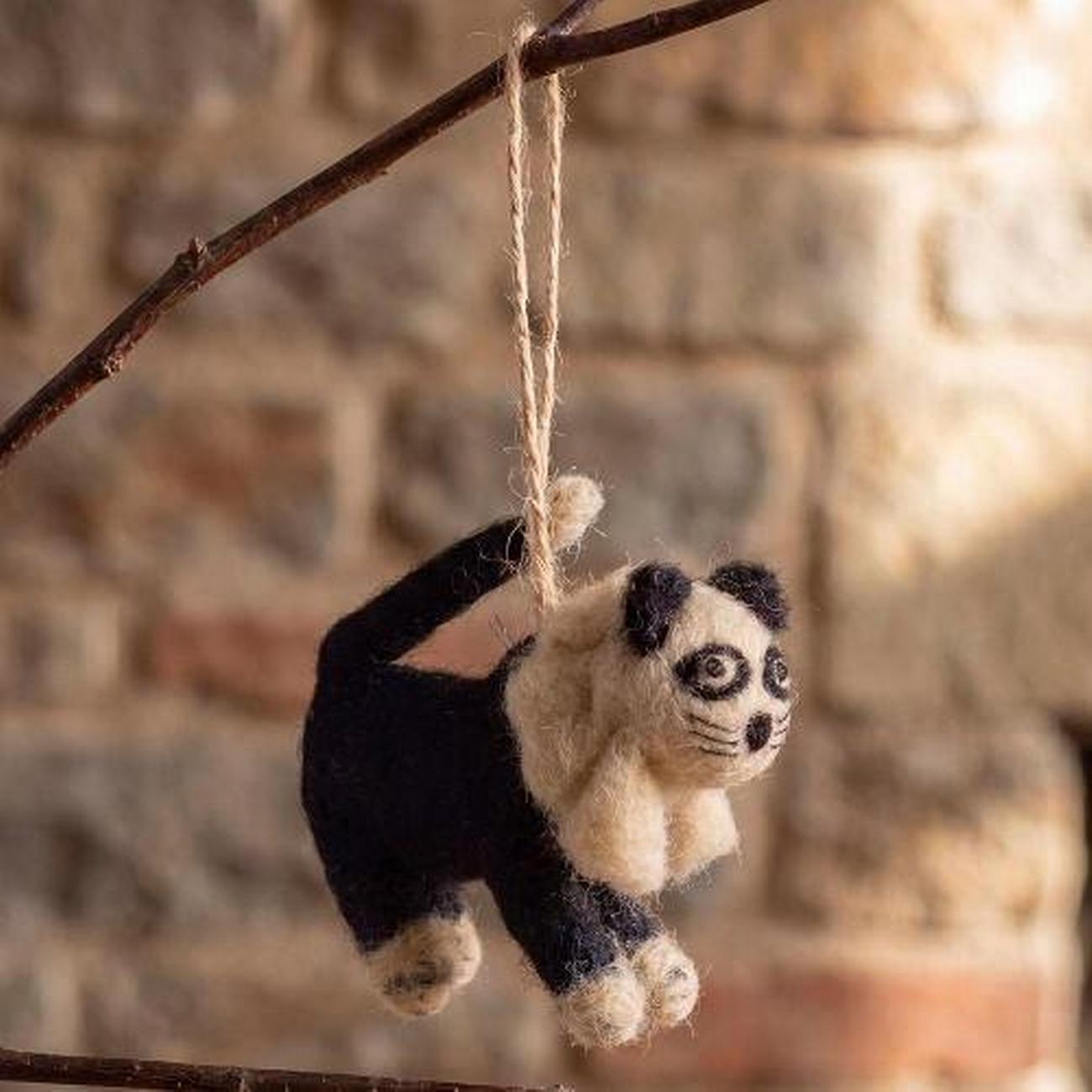 sophie-allport-casper-cat-halloween-felt-bauble - Sophie Allport Casper Cat Halloween Felt Bauble