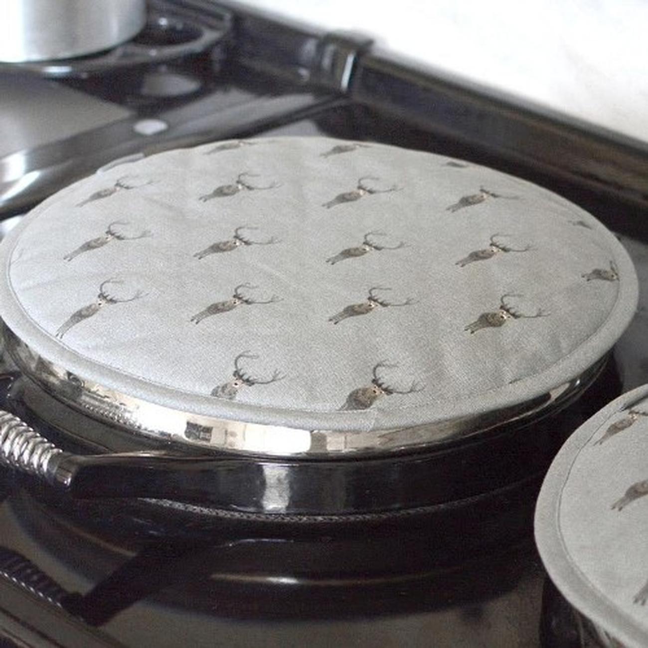 sophie-allport-highland-stag-circular-hob - Sophie Allport Highland Stag Circular Hob Cover