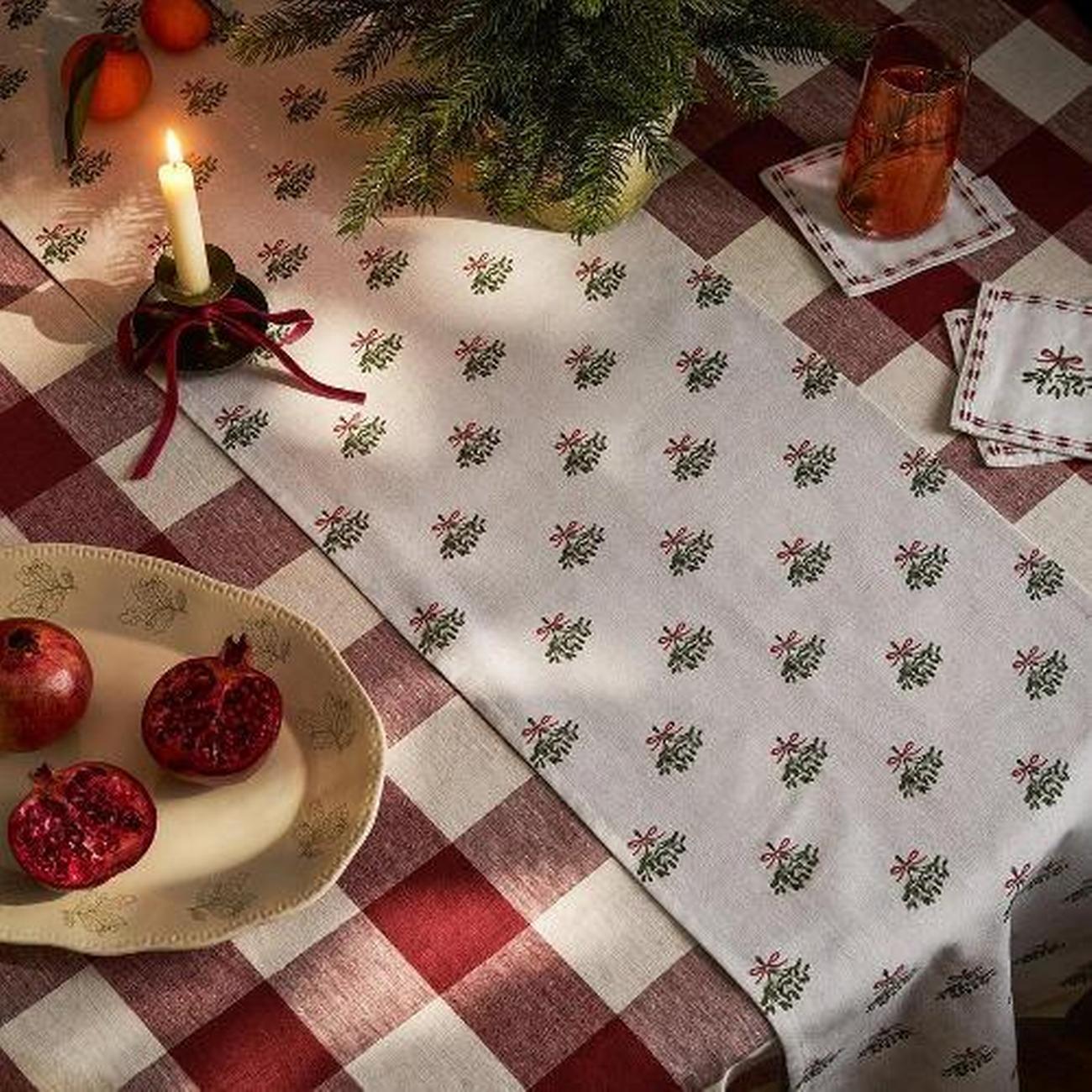 sophie-allport-mistletoe-table-runner - Sophie Allport Mistletoe Table Runner 