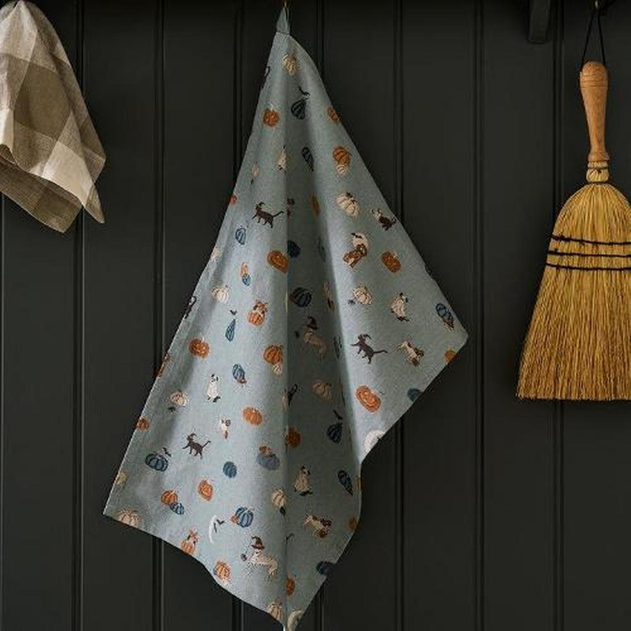 sophie-allport-paws-pumpkins-tea-towel - Sophie Allport Paws & Pumpkins Tea Towel
