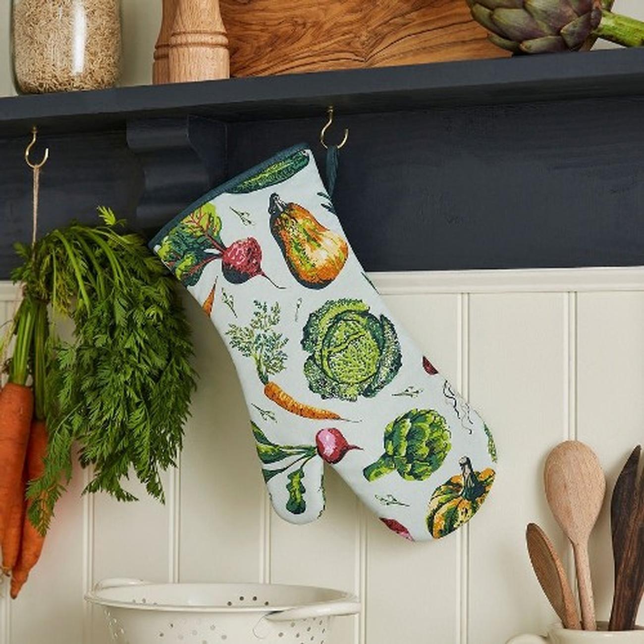 ulster-weavers-vegetable-medley-oven-gauntlet - Ulster Weavers Vegetable Medley Oven Gauntlet