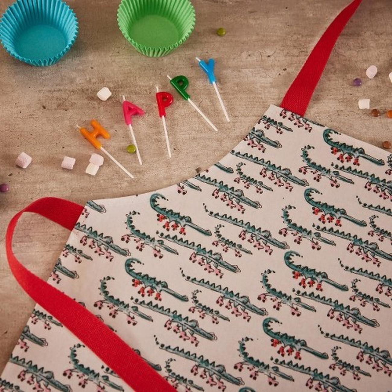 uw-pvc-apron-kids-alligator - Ulster Weavers PVC Alligator Kids Apron