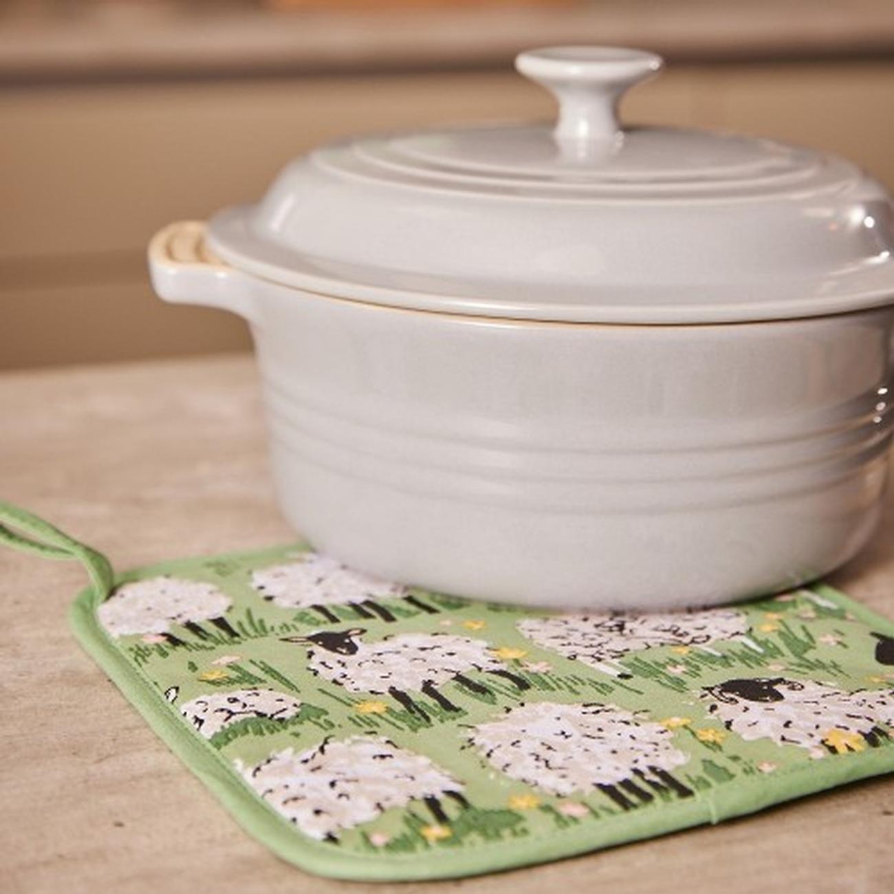 uwv-woolly-sheep-green-pot-mat - Ulster Weavers Woolly Sheep Green Pot Mat