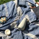 stojo-collapsible-bottle-cashmere-590ml - Stojo Collapsible Bottle 20oz Cashmere