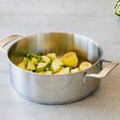 iso-signature-casserole-lid-24cm-3.75l - Isogona Signature Casserole with Lid