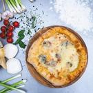 boska-pizza-board-friends-medium-11in - Boska Pizza Board Friends M 11 Inch