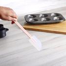 rosti-dough-scraper-small-nordic-green-20cm - Rosti Dough Scraper Nordic Green Small 20cm