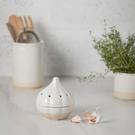 casafina-fattoria-white-garlic-canister-13.6cm - Casafina Fattoria White Garlic Canister 13.6cm