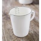 garden-trading-enamel-measuring-jug-warm-white - Garden Trading Enamel Measuring Jug Warm White