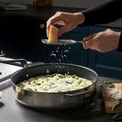 hw-stellar-7000-24cm-sauteuse-pan-non-stick - Stellar Non Stick 7000 Sauteuse Pan 24cm