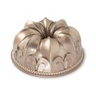 nordicware-fluer-de-lis-bundt-pan - Nordic Ware Fleur De Lis Bundt Pan