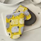 ulster-weavers-dotty-sheep-yellow-micro-mitt - Ulster Weavers Dotty Sheep Microwave Mitts