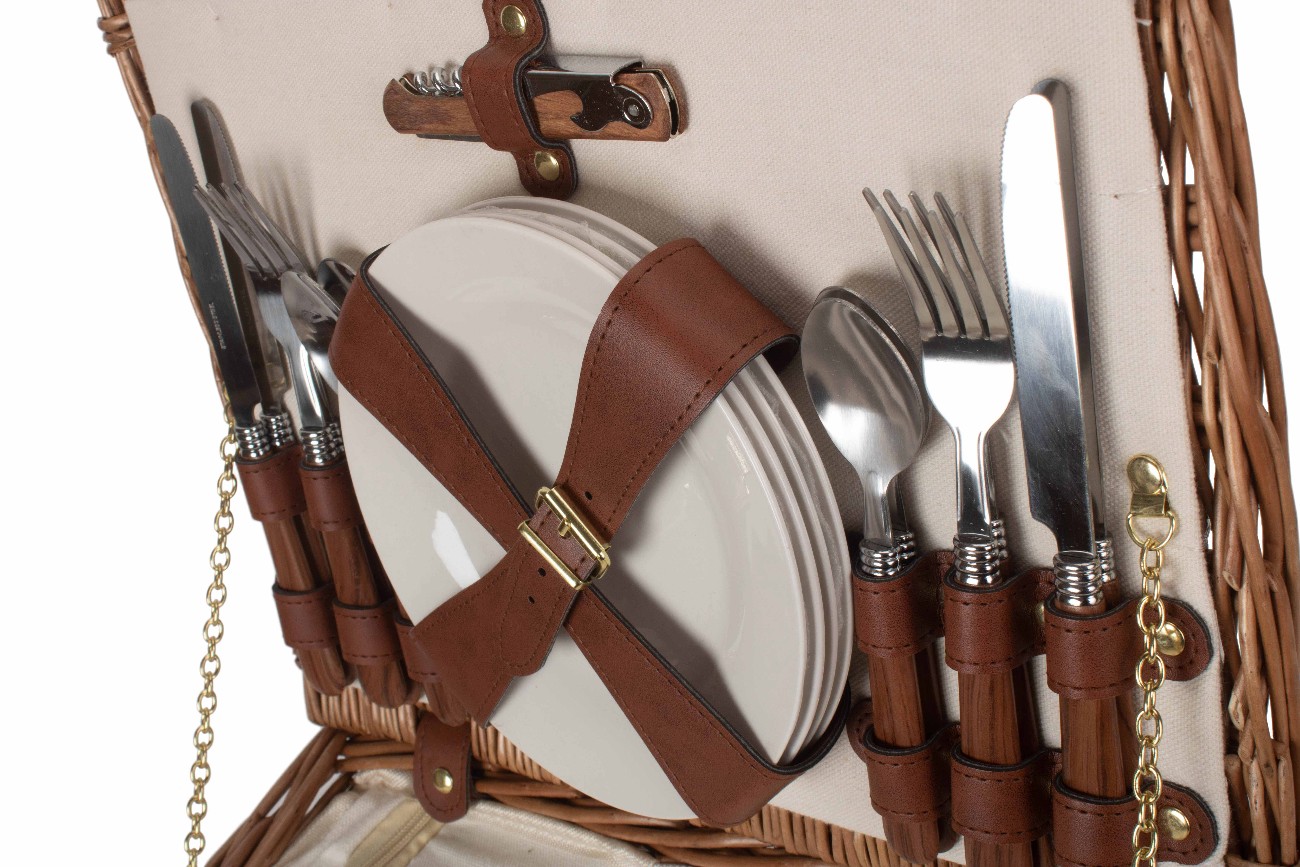 Classic Fitted Picnic Hamper Basket for 4