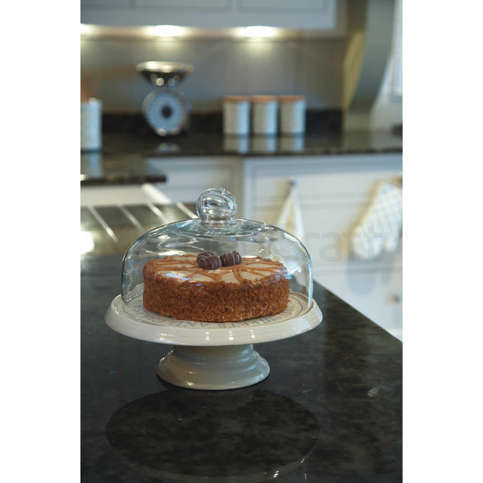 KitchenCraft Classic Collection Ceramic Cake Stand with Glass Dome