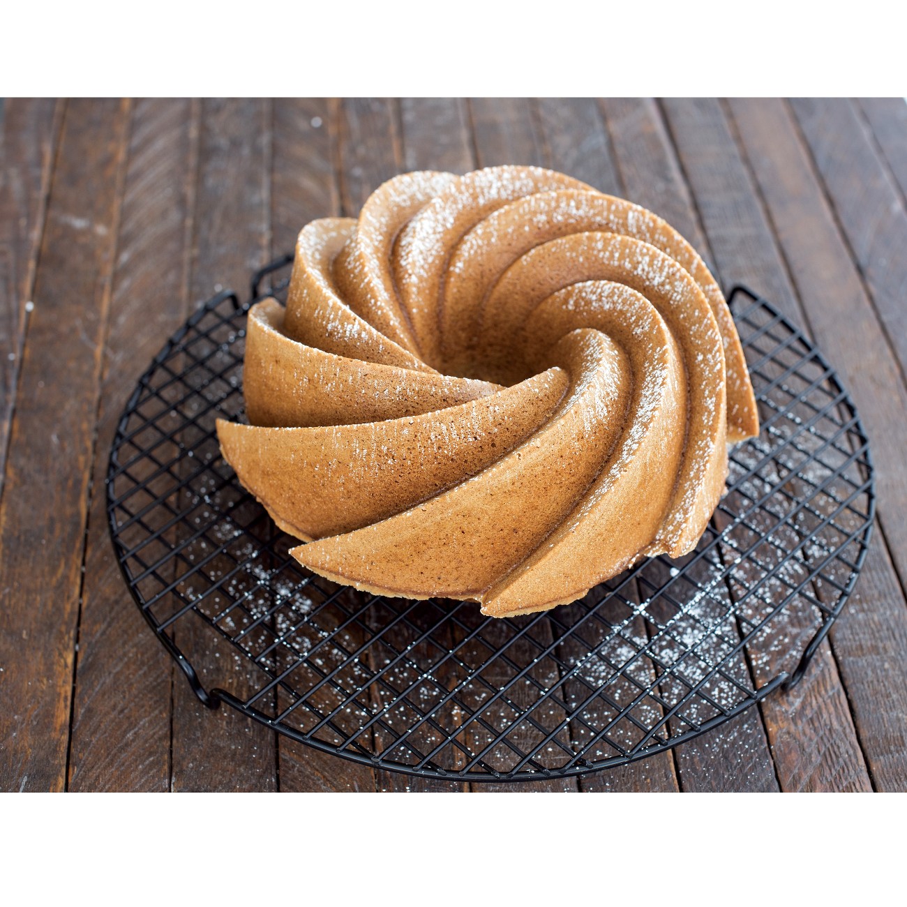Nordic Ware Heritage Bundt Pan 10 Cup