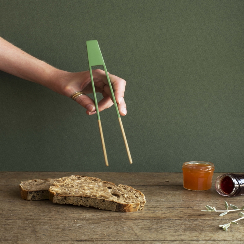 Pebbly Toast Tongs Summer Collection