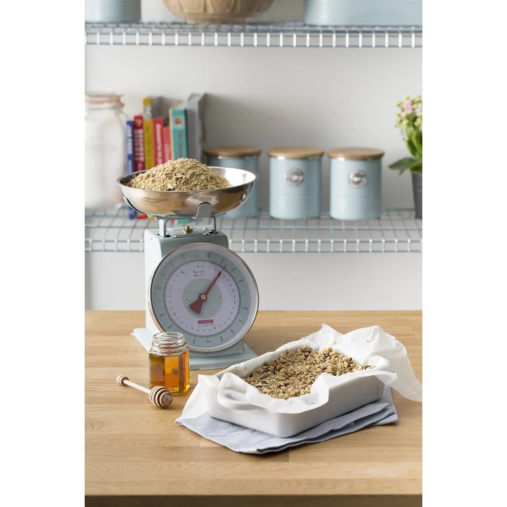 Typhoon Living Kitchen Scales Pastel Blue